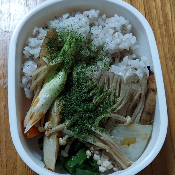 野菜炒め弁当